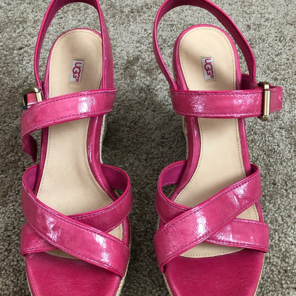 Beautiful brand new UGG wedges